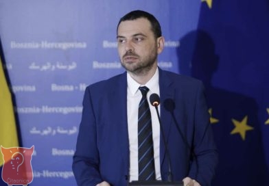 SAŠA MAGAZINOVIĆ PALI ALARM: Poduzet niz mjera u smislu zaštite vitalnih interesa države Bosne i Hercegovine SAŠA MAGAZINOVIĆ PALI ALARM: Poduzet niz mjera u smislu zaštite vitalnih interesa države Bosne i Hercegovine