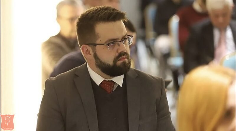 Faruk Đozić smijenjen sa funkcije u Srebrenici nakon izjave o Ratku Mladiću
